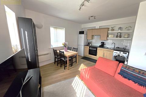 2 bedroom apartment to rent, Royce Road, Manchester, M15