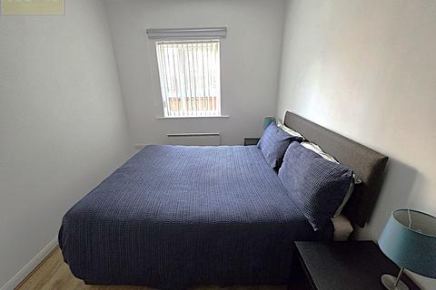 2 bedroom apartment to rent, Royce Road, Manchester, M15