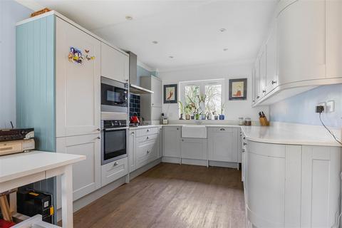 undefined, Micklands Road, Caversham, Reading