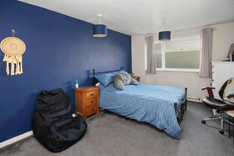 3 bedroom bungalow for sale, George Street, Clapham