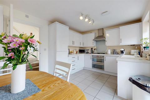 3 bedroom semi-detached house for sale, Santa Maria Lane, Milton Keynes MK3