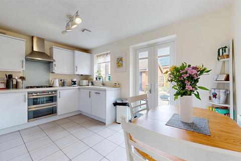 3 bedroom semi-detached house for sale, Santa Maria Lane, Milton Keynes MK3