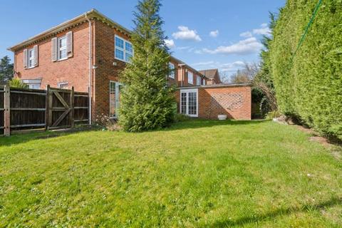undefined, Greenheys Close, Northwood HA6