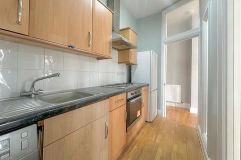 Studio to rent, Venner Road, London, SE26