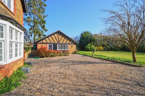 undefined, Boughton Green Road, Northampton, NN2