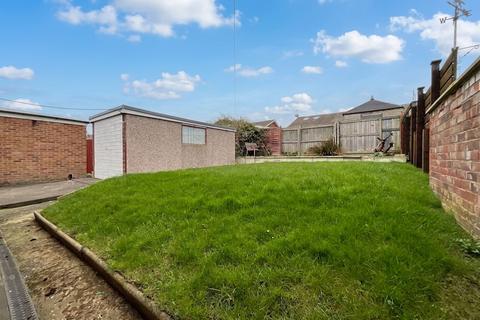 2 bedroom semi-detached bungalow for sale, Hawson Close, Scarborough, YO11