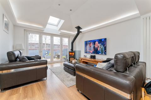 undefined, Loch Park Avenue, Carluke, ML8