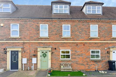 4 bedroom terraced house for sale, Highdown Close, Angmering, West Sussex
