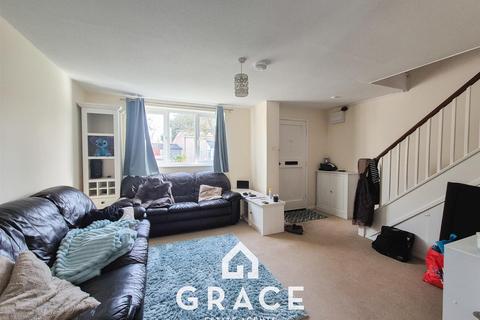 3 bedroom terraced house to rent, Coopers Road, Martlesham Heath, Ipswich