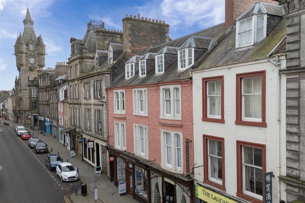 18c high street-2.jpg
