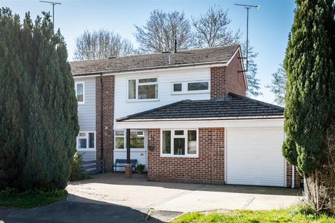 undefined, Barnmead, Haywards Heath