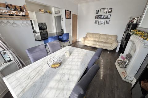4 bedroom terraced house for sale, West Park Drive, Stanley Park FY3