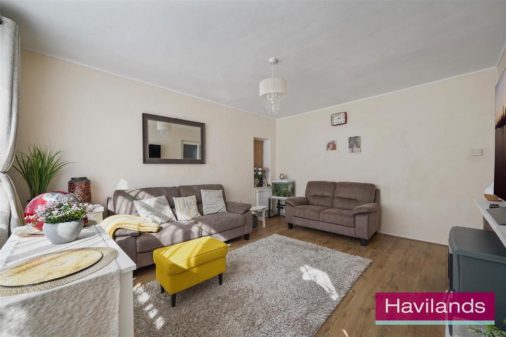 Merryhills Court-10.jpg