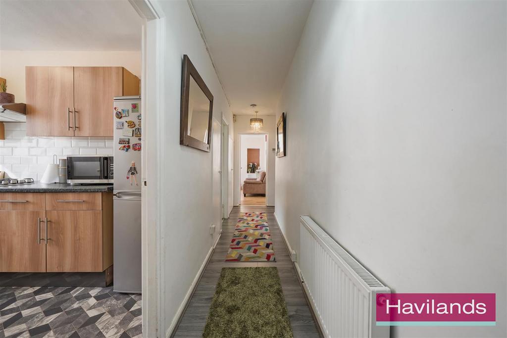 Merryhills Court-12.jpg