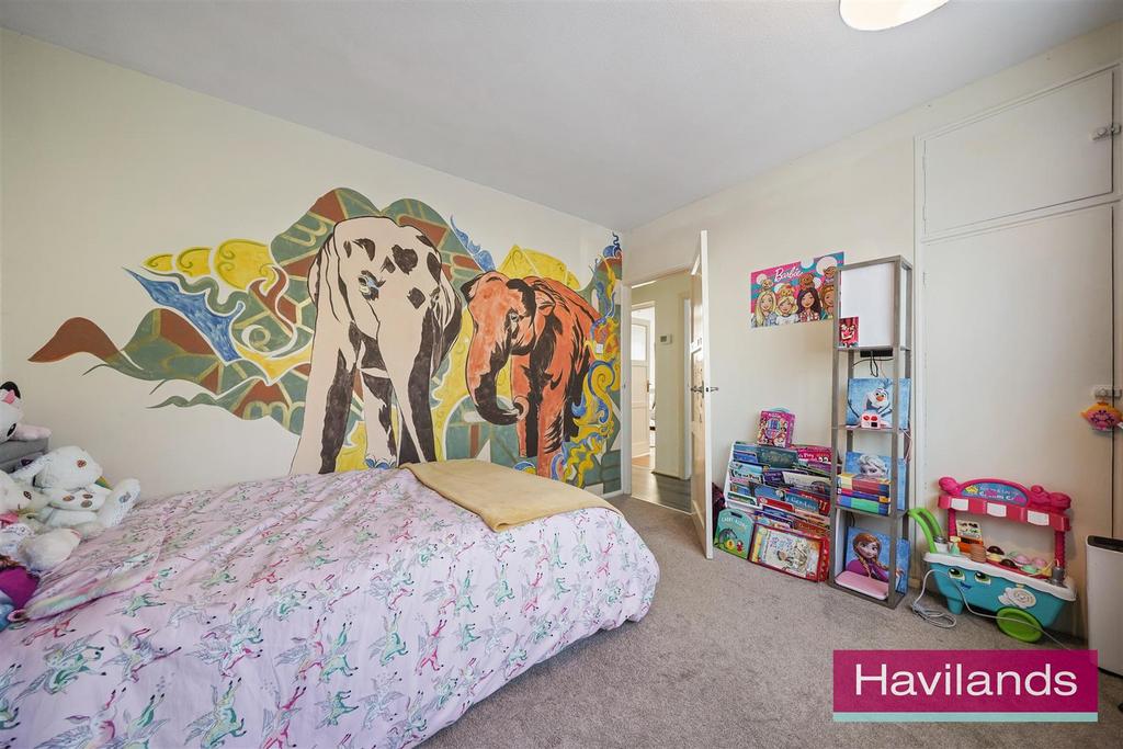Merryhills Court-6.jpg
