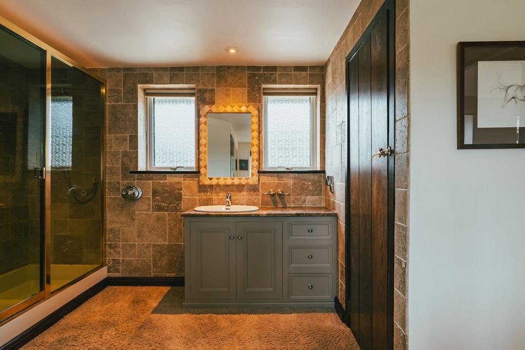 Principal En Suite Shower Room
