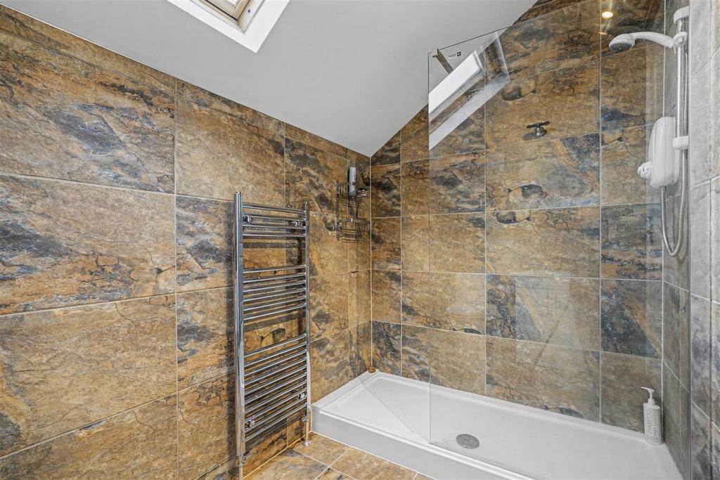 En Suite 1 1.jpeg