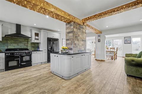 4 bedroom detached house for sale, Wilsthorpe Road, Breaston, Derbyshire