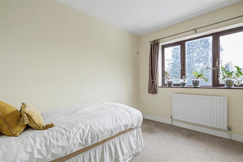 Bedroom 2.jpeg