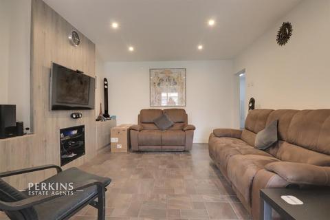 4 bedroom semi-detached house for sale, Northolt, UB5