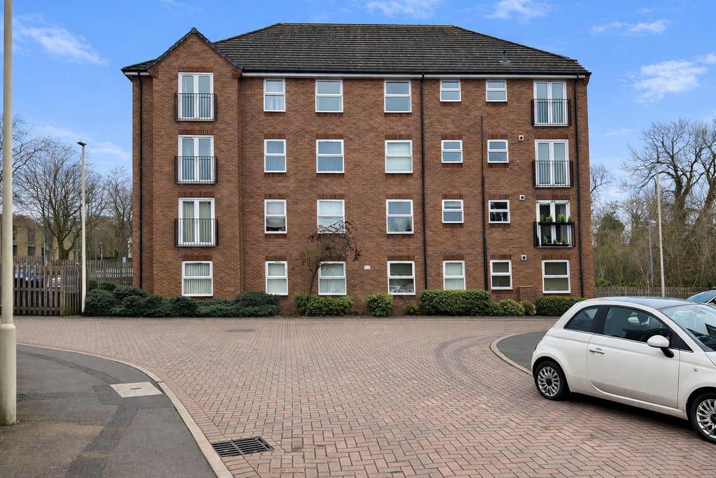 Young Close Halesowen 1.jpg