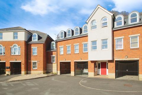 undefined, Sandmartin Close, Buckingham MK18