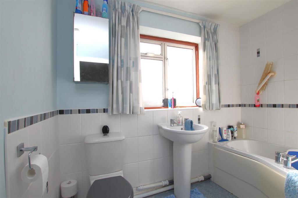 Bathroom.JPG