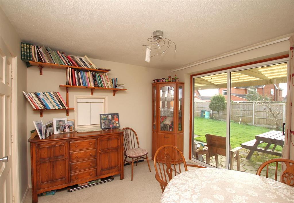 Dining Room.JPG