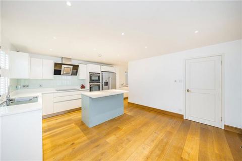 3 bedroom house to rent, Maltings Close, London SW13