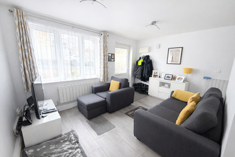 undefined, Cottingley Manor Park, Bingley BD16