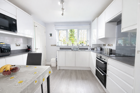 undefined, Cottingley Manor Park, Bingley BD16