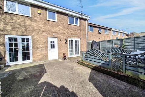 3 bedroom end of terrace house for sale, Simonside Hall, ., South Shields, Tyne and Wear, NE34 9DE