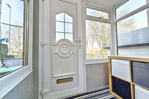 3 bedroom end of terrace house for sale, Simonside Hall, ., South Shields, Tyne and Wear, NE34 9DE