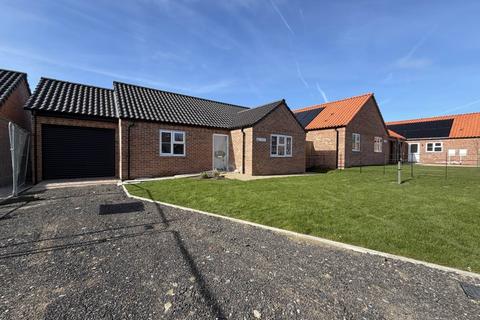 2 bedroom detached bungalow for sale, Cromer NR27