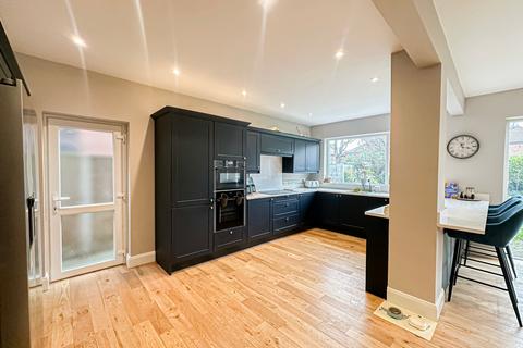 4 bedroom detached house for sale, Glendyke Road, Liverpool, L18