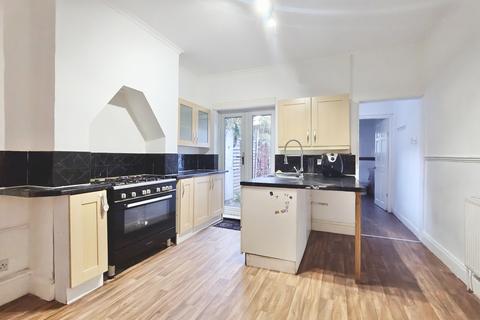 2 bedroom house to rent, Johnson Road, Birmingham, B23