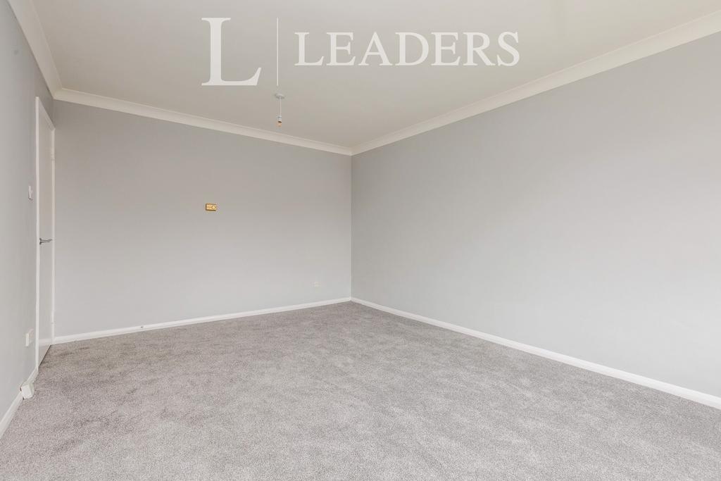 Apartment in Sidcup - More
