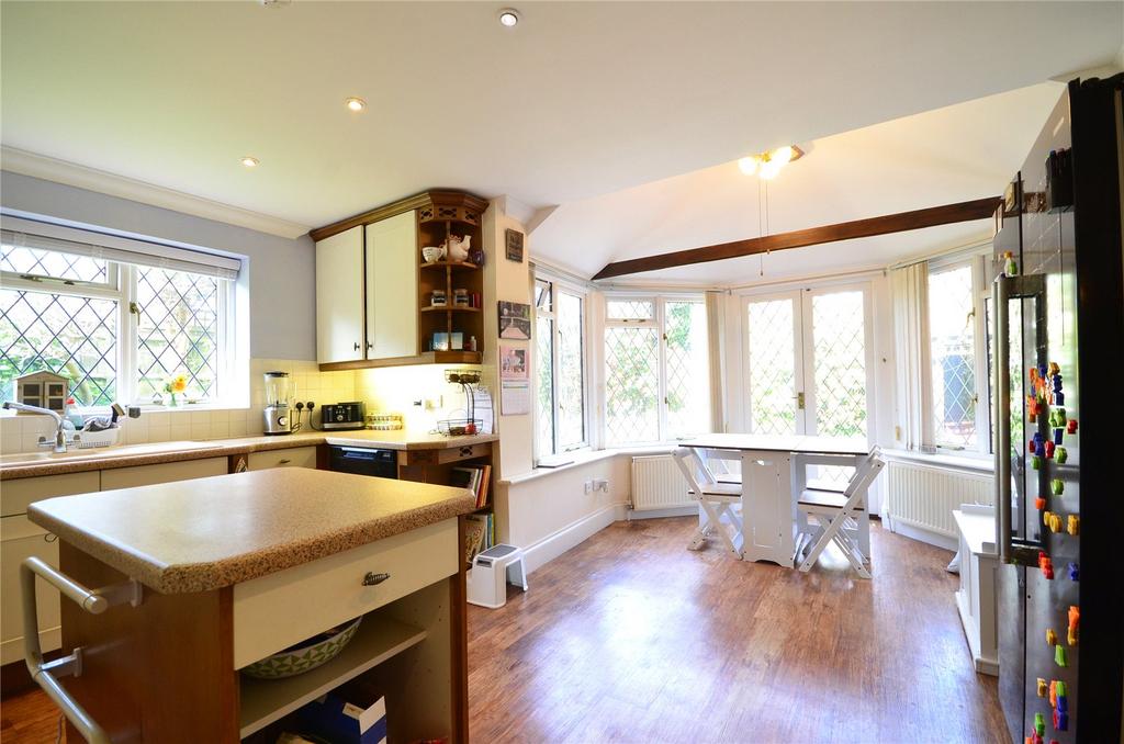 Kitchen/Breakfast