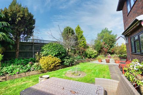 undefined, Ashurstwood, Sussex, RH19