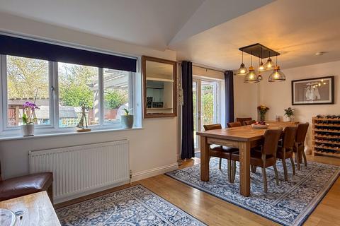 5 bedroom semi-detached house for sale, Chaucer Crescent, Newbury, RG14