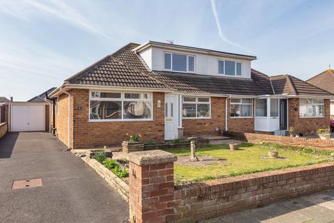 3 bedroom semi-detached bungalow for sale, Kilgrimol Gardens, Lytham St. Annes, FY8