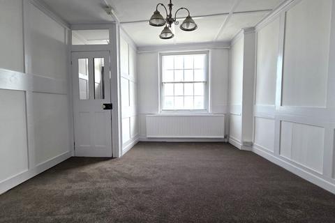 3 bedroom terraced house to rent, Beach Street, Deal, Kent, CT14