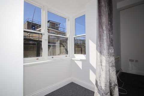 2 bedroom flat to rent, Rock House, Sheerness, Kent, ME12