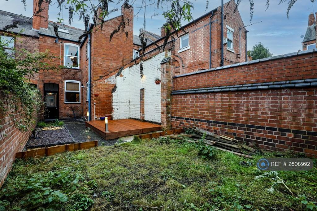 Garden - Great Space!