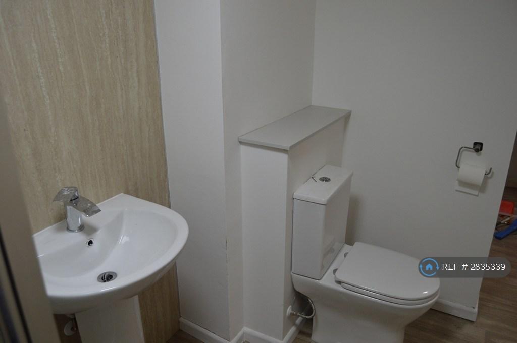 Shower-Room