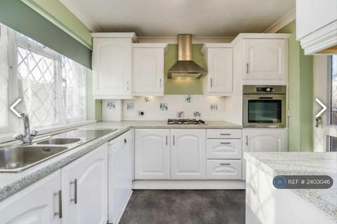undefined, Swan Road, Feltham, TW13