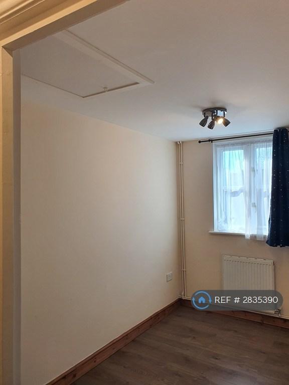 Access To Loft