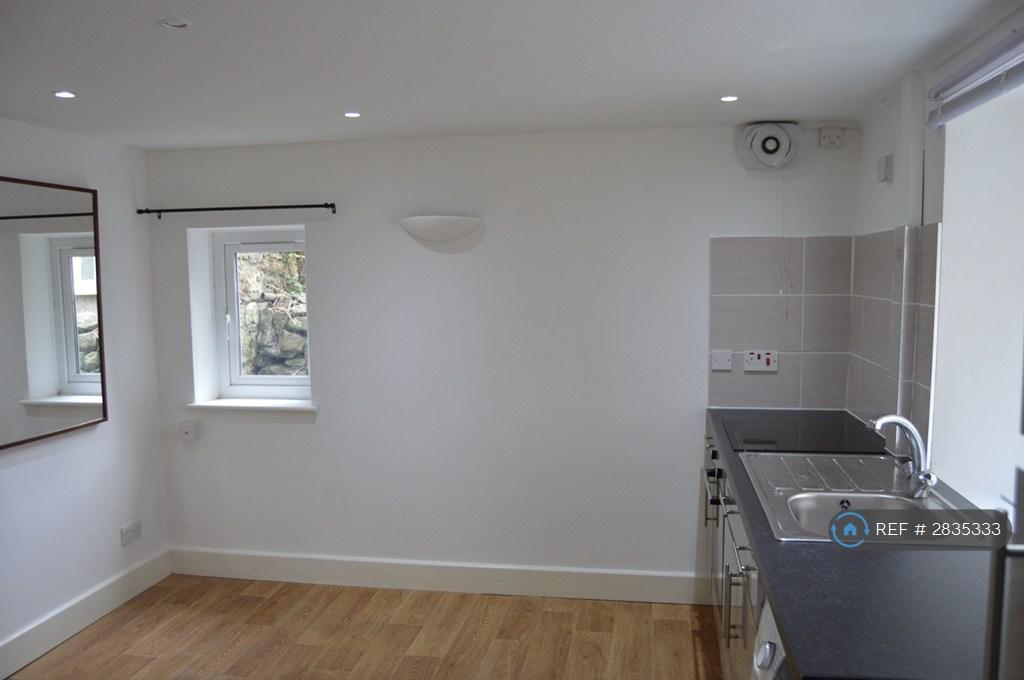 Kitchen-Lounge