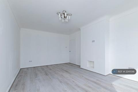 2 bedroom flat to rent, New Road, Liverpool, L13