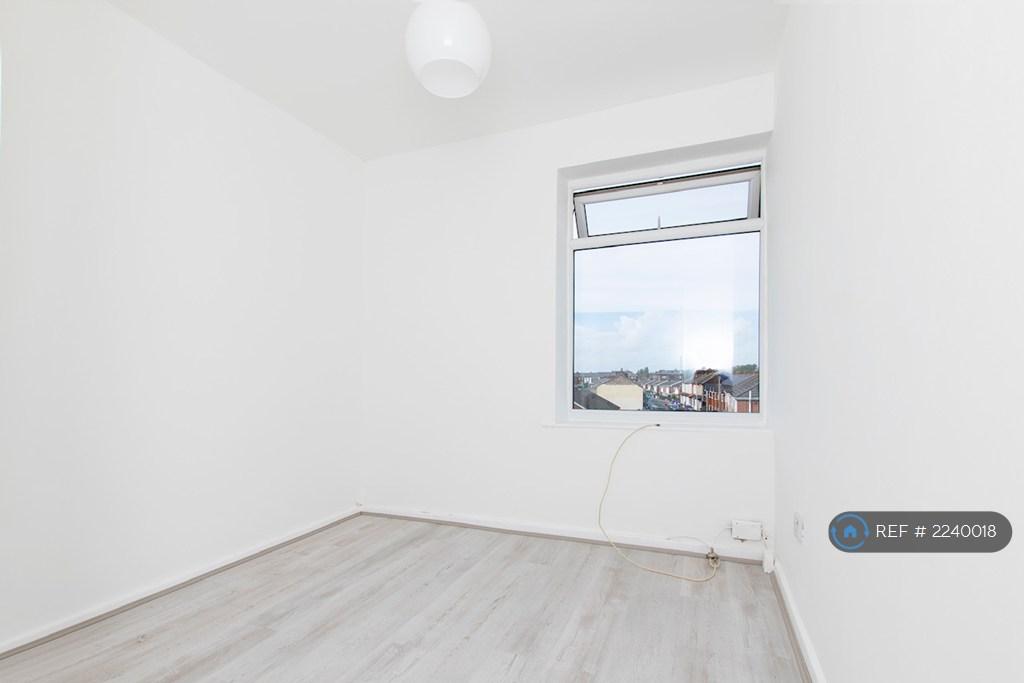 Twin Bedroom